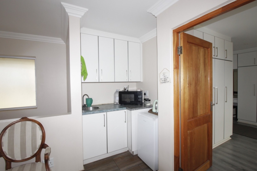 3 Bedroom Property for Sale in Wavecrest Eastern Cape